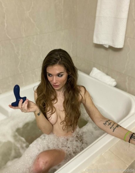 Little Freddie star perfect pic