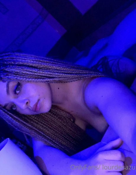 Lourdesazu model hd archive