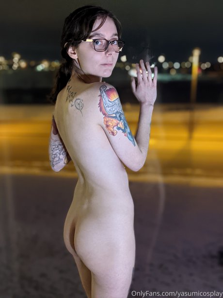 Yasumi Cosplay model adult pics