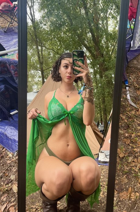 Starrysigh top model picture