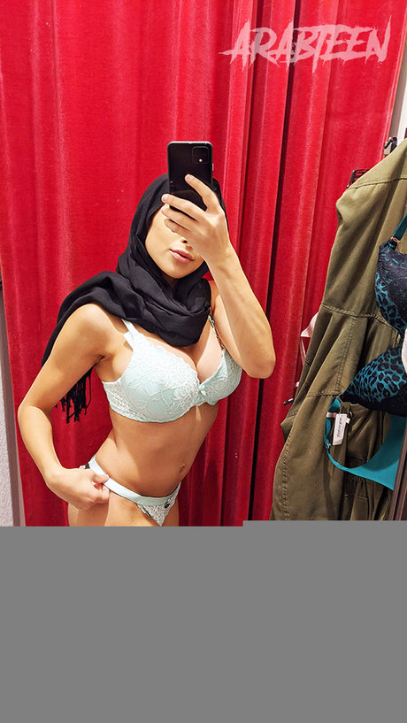 Bella Jameel naked star pictures