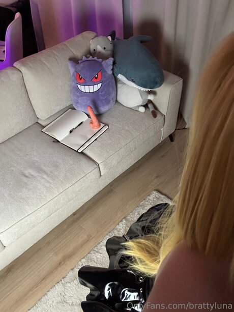 Brattyluna hot model photos