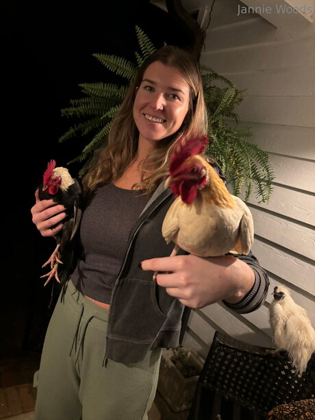 Itsjanniewoods erotic actress photo