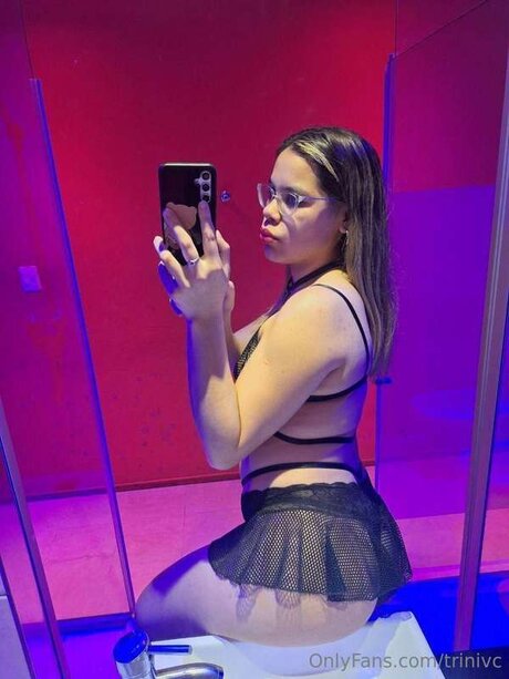Trinivc exclusive pornstar images