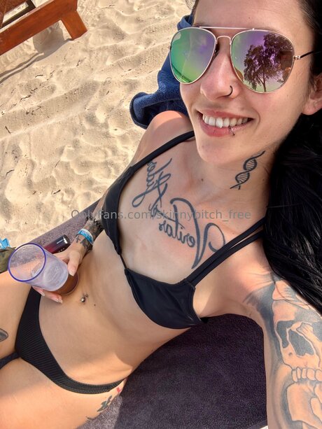 Skinnybitch Free top pornstar pic