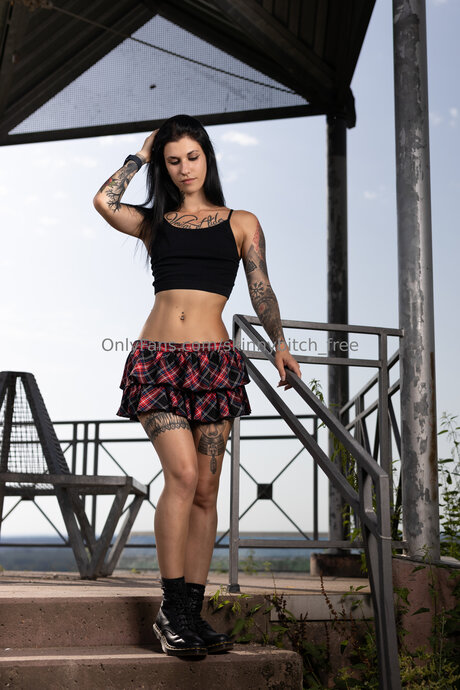 Skinnybitch Free adult star galleries