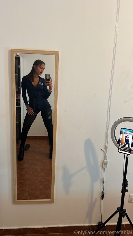 Estefaniai star sexy img