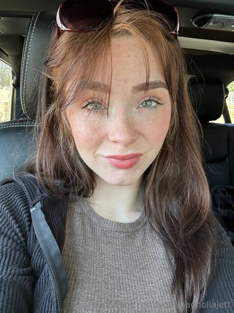 Yourmagnoliajett free model pics