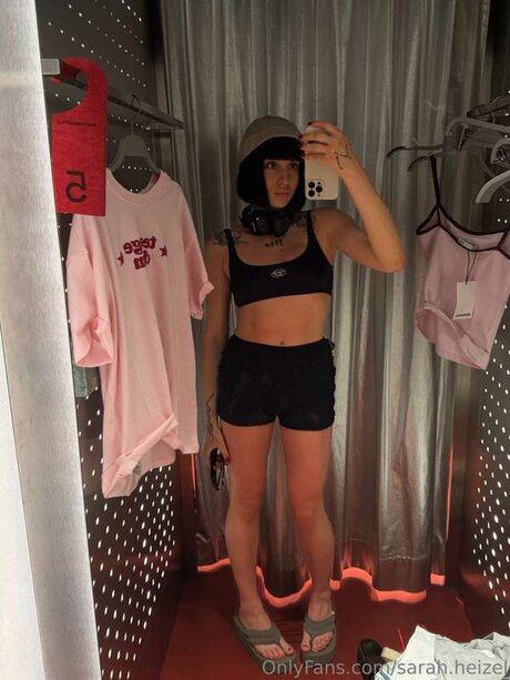 Sarah Heizel star pretty galleries