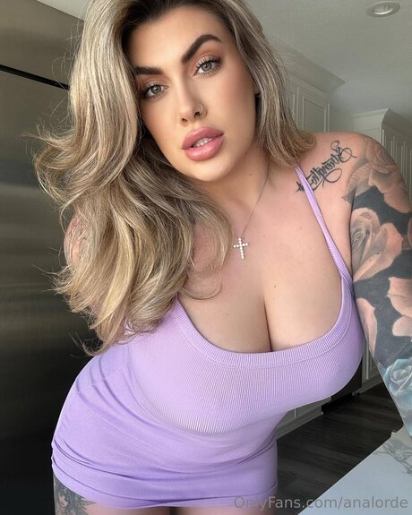 Analorde model pornographic gallery