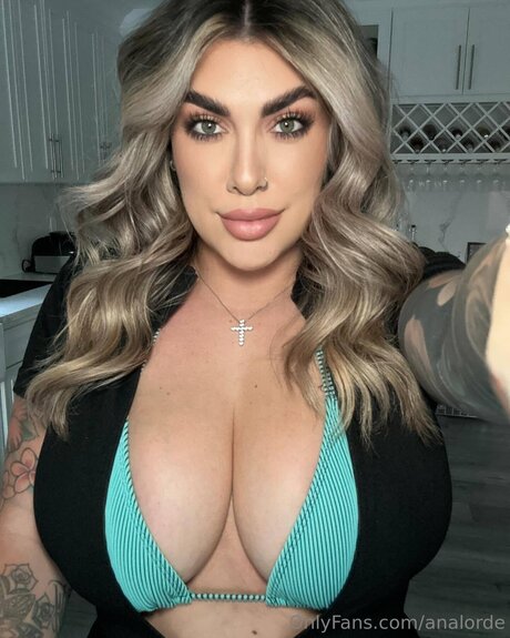 Analorde erotic star image