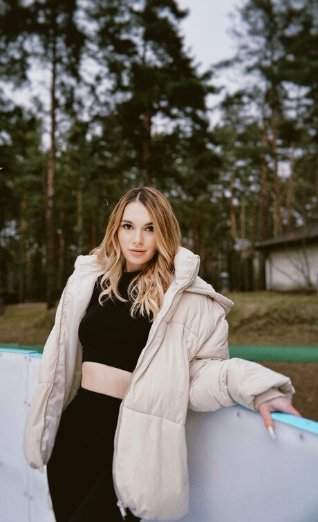 Mary Love Is sexy pornstar photos