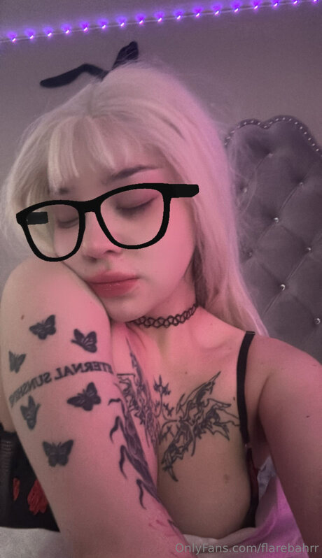 Flarebahrr high quality actress picture