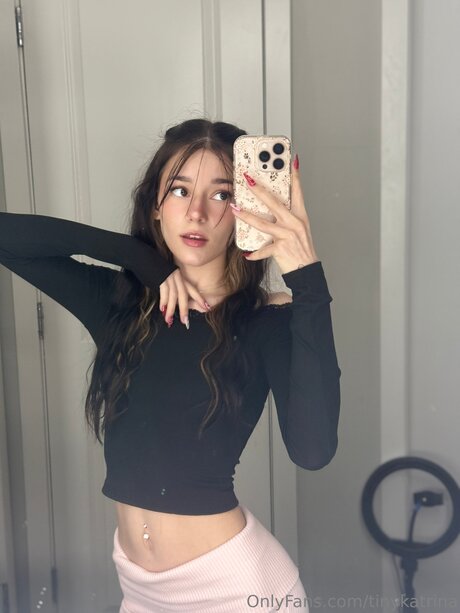 Tinykatrina pretty actress images