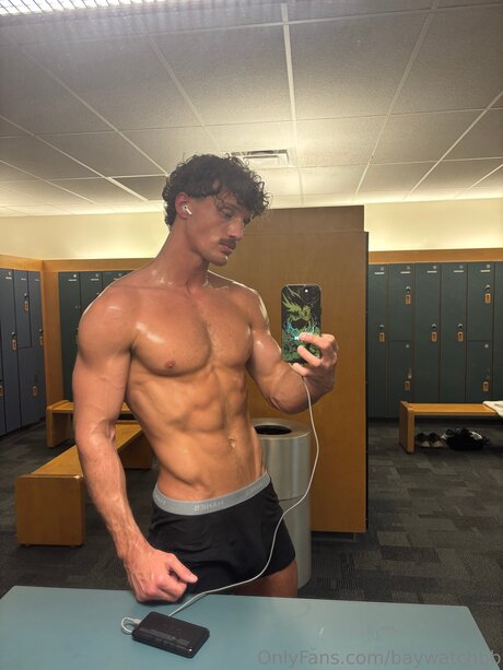 Baywatchbb model hd gallery