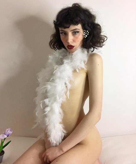 Mina Bell_ pornstar hd images