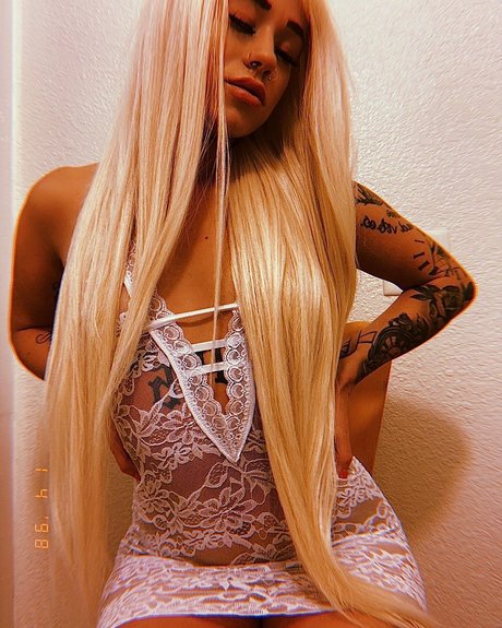 Courtney Kempka sex actress img