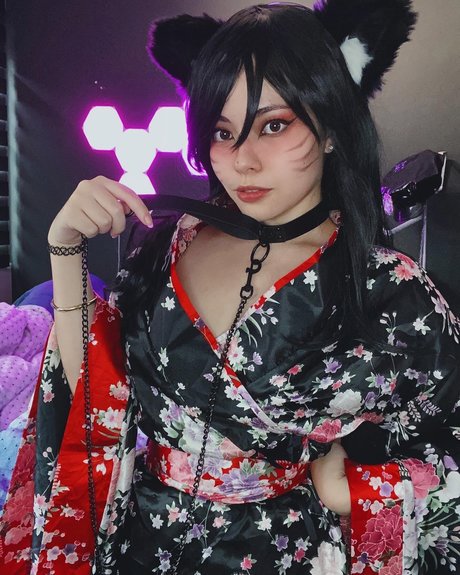 MoodyJes free actress archive