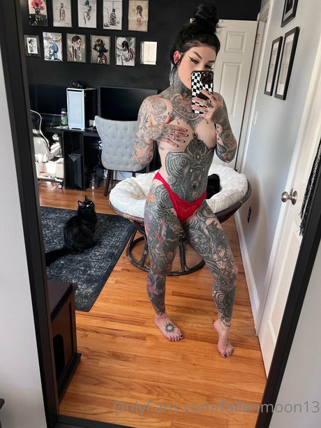 Briana Todd pretty model photo