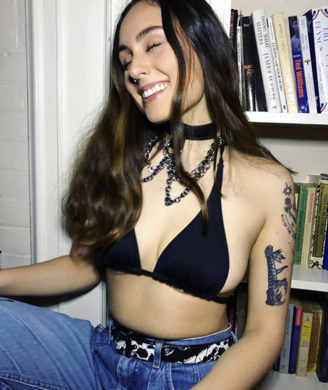 Frances Rae_ art pornstar pics