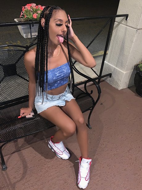 Biggburlz naked star photos