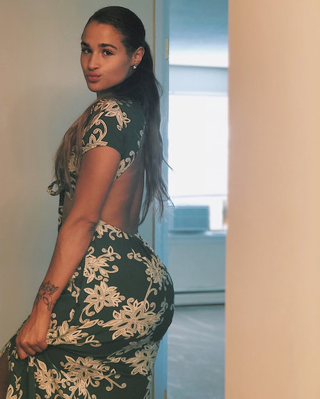 Janae Girard_ sex model picture