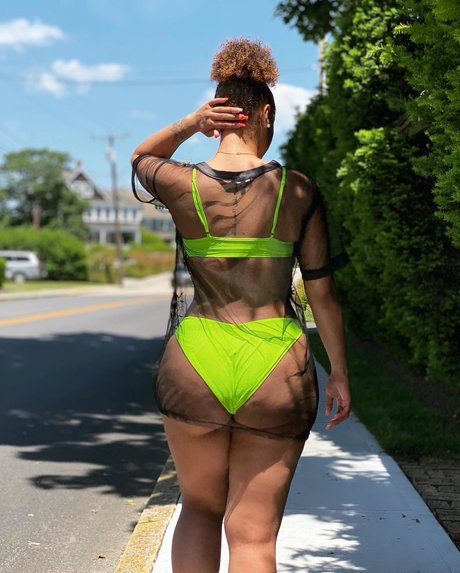 Janae Girard_ high quality actress img