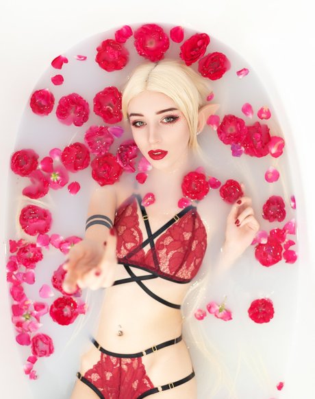 Whitefox Lunedcrevan_ star naked pictures