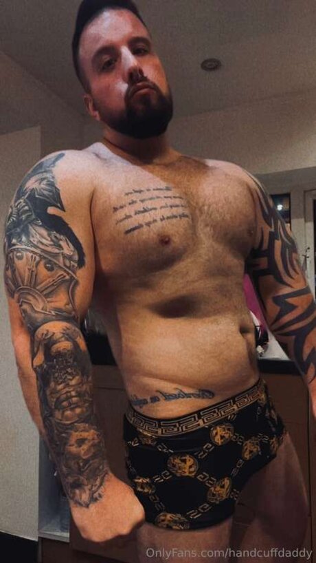 Handcuffdaddy exclusive pornstar pic