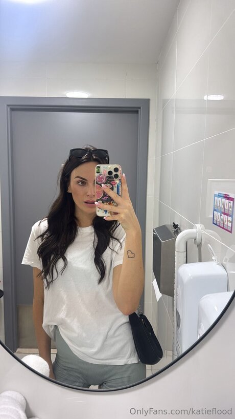 Katieflood high quality pornstar galleries