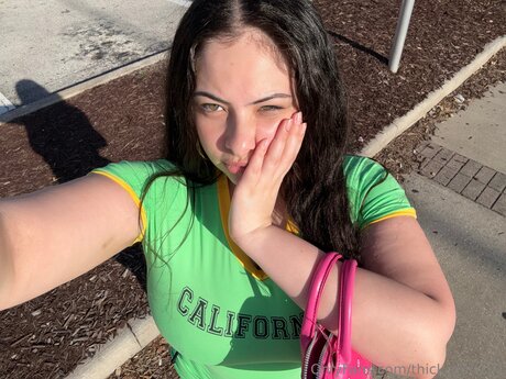 Thick Gurl101 star pornographic img