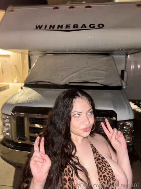 Thick Gurl101 star nudes pics