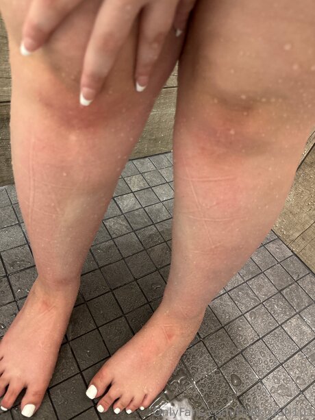 Thick Gurl101 sex actress photo