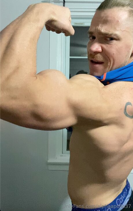 Alphaapollo37 nudes model images