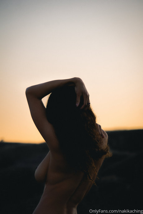 Naki Kaching_ beautiful model images