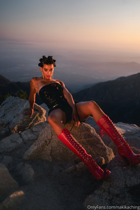 Naki Kaching_ beautiful actress pics