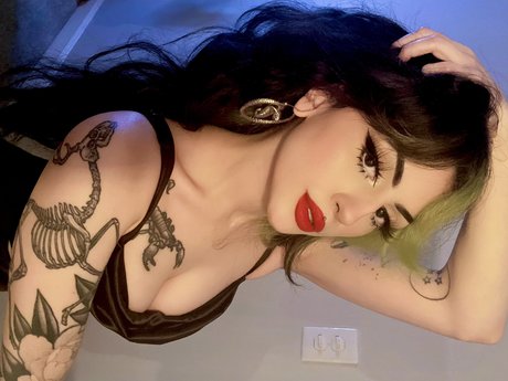 Batz model xxx image