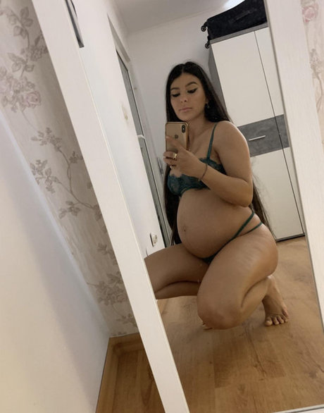 QueenZena pornstar art images