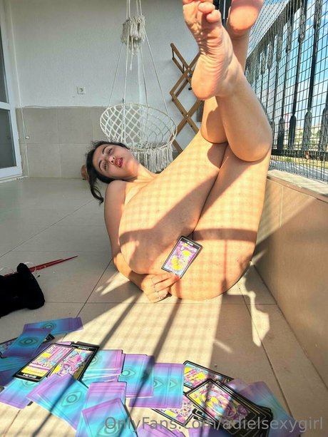 Adiel perfect model photo