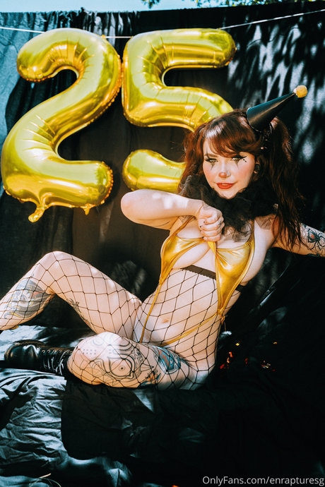 _Elise Tails best actress photos