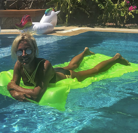 Zumrut Nural Dorman star hd pic