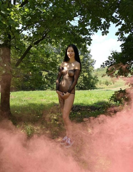 zuzaninka1 naked star img