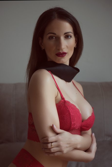 Angeles Aragon top actress pictures