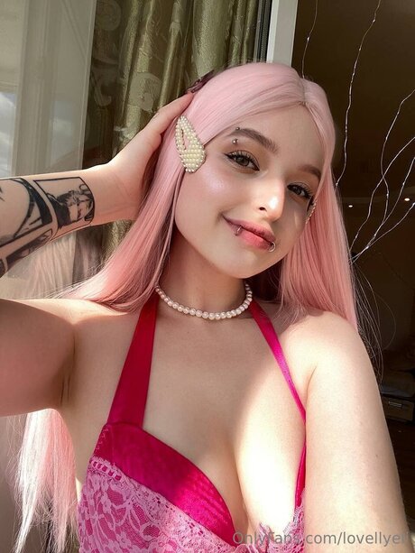 Lovellyeli star top photos