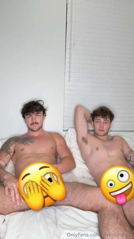 Jacksonsfree naked actress images