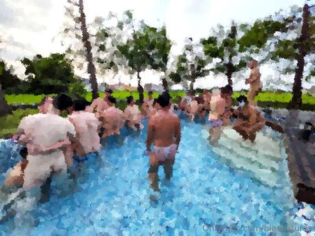 Blackyturos nude star pictures