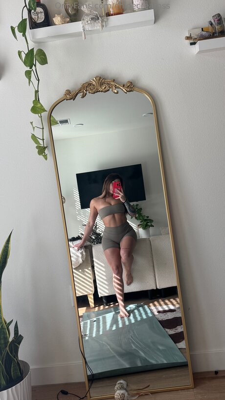 Chloecreamss model perfect photo