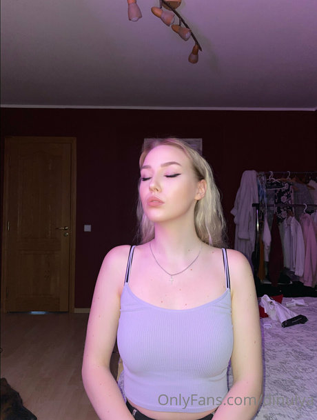 Dinulya perfect pornstar img