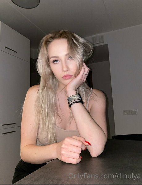 Dinulya pornstar top pics