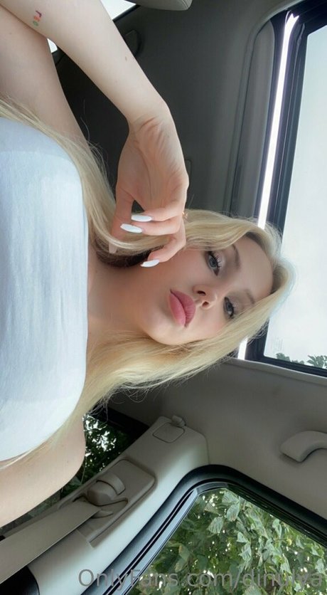 Dinulya star sex pic